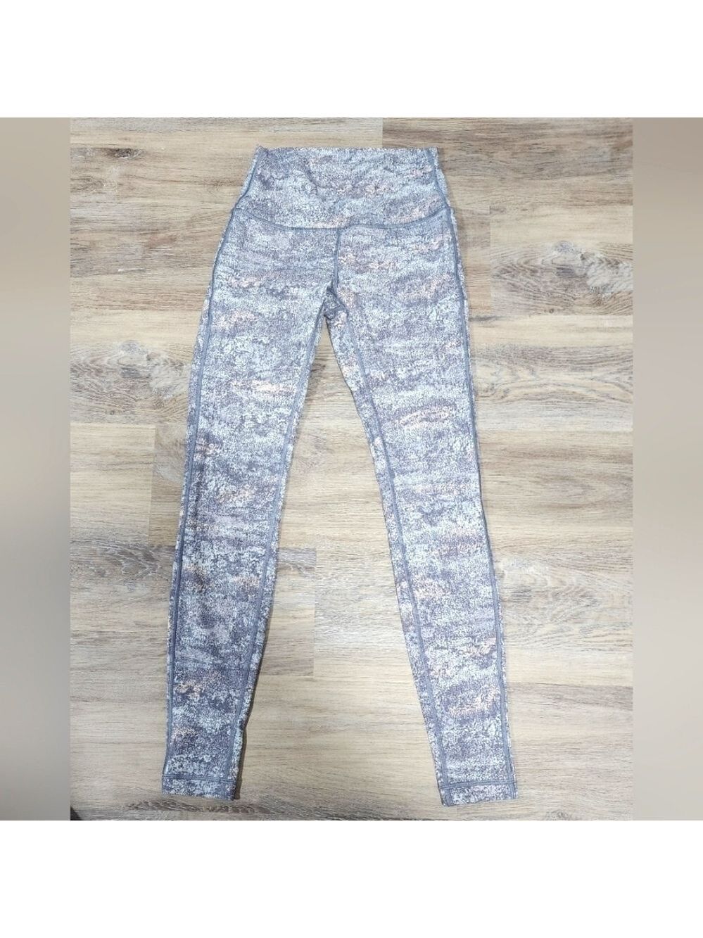 Lululemon Wunder Under High-Rise Tight in Frozen Vista Alpine White Size 4